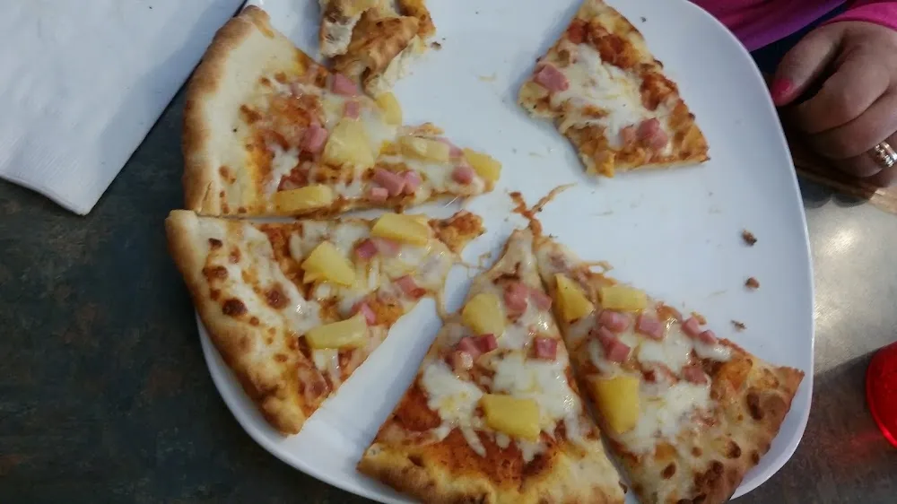 Hawaiian Pizza